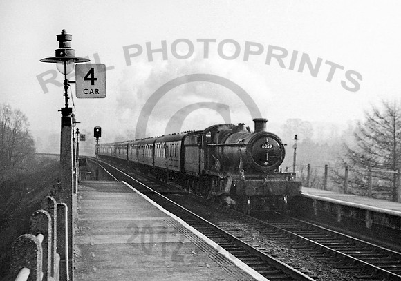 6859-Y-Saltford-0363-JC667