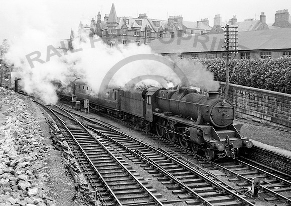 44961 Crieff 280364 IT057