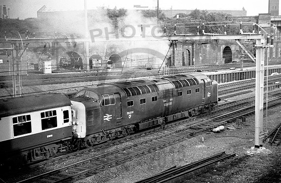 55009-HollowayBank-120977-JC1