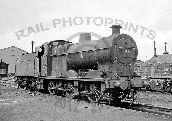 44468  Horwich Works 300962 IT320