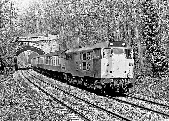 31401-TwertonTunnel-290478-JC