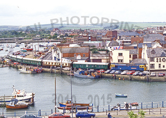 33116-Y-WeymouthQuay-050694-JC036