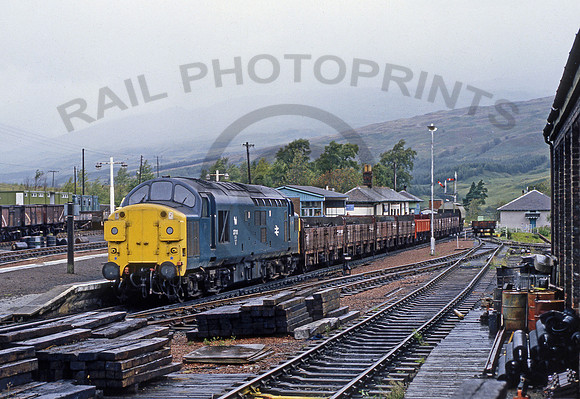 37111-Crianlarich-120882-JC