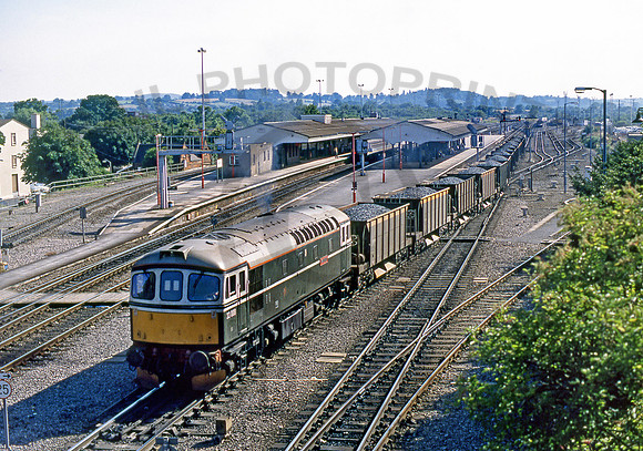 33008-Westbury-250688-JC646