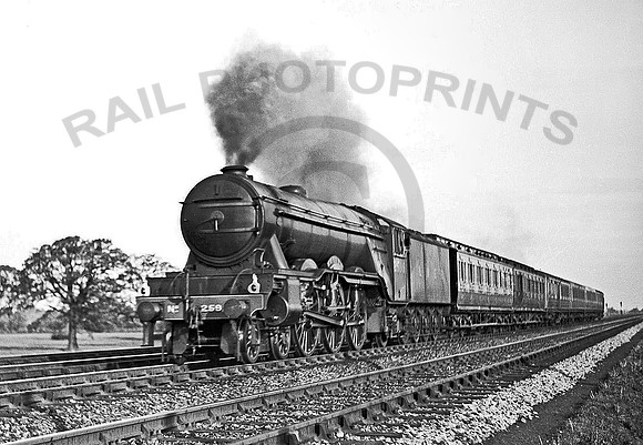 LNER 2596 Newsham Thirsk 1935 CDC443