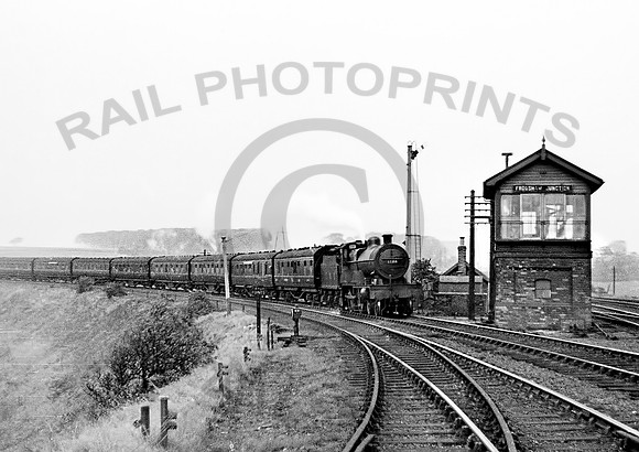 1115-Y-FrodshamJunction-1948-RAW390