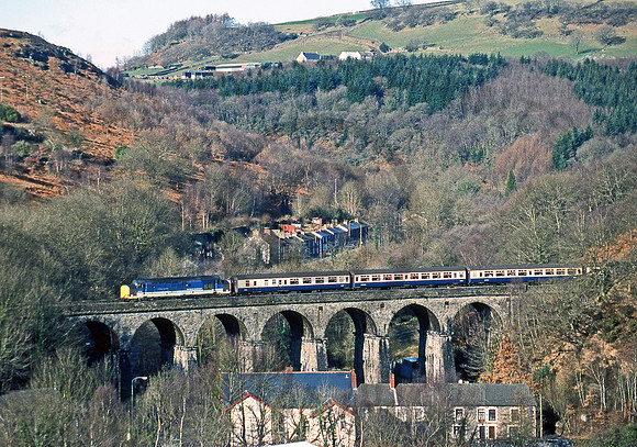 37414-Y-Bargoed-190200-JC094