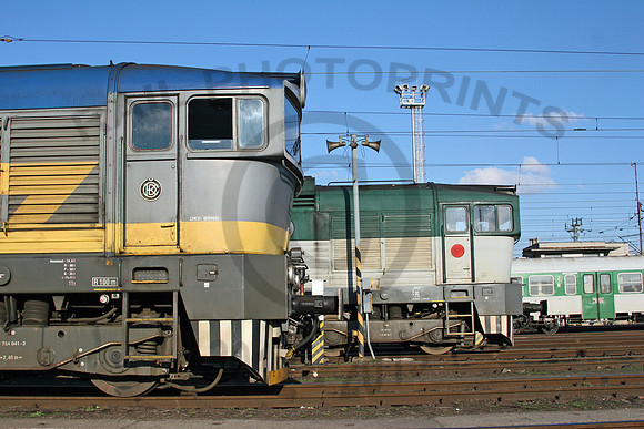754041-Brno-040406-RP124