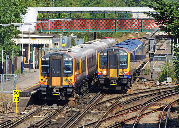 444015 + 450037 St Denys JV037JPG