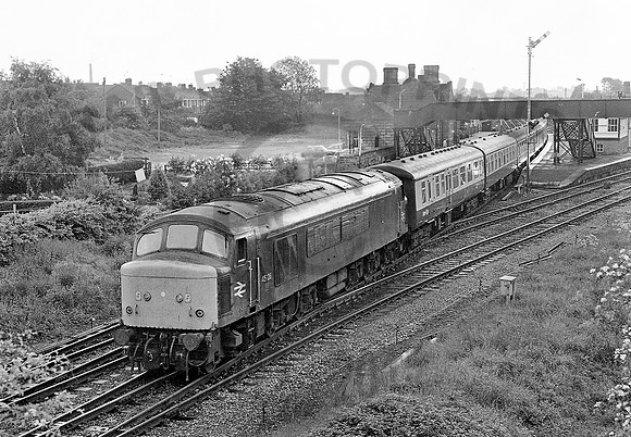 45126-Y-Helsby-010684-HB472