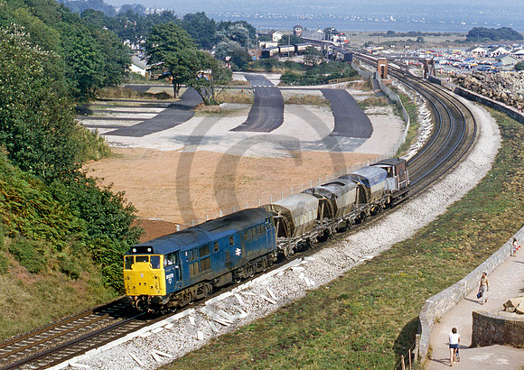 31272-Y-DawlishWarren-250883-PB901