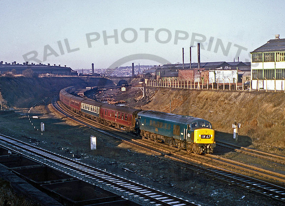 D185 Leeds Wortley Junction 2-1-1967 CD144