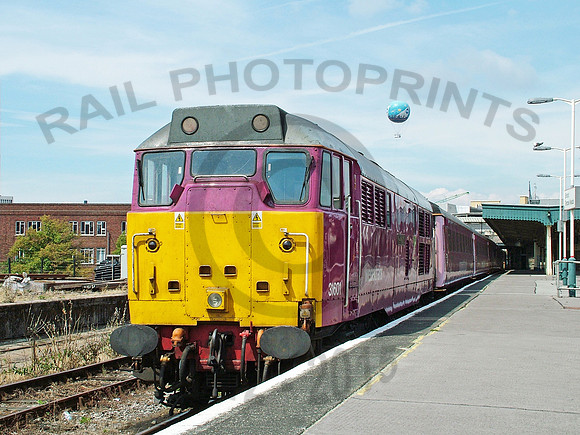 31601-Bristol-040804-JC002