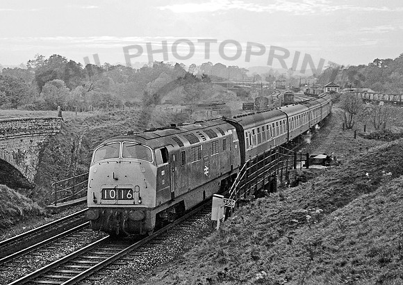 831  Yeovil Junction  301070 JM333