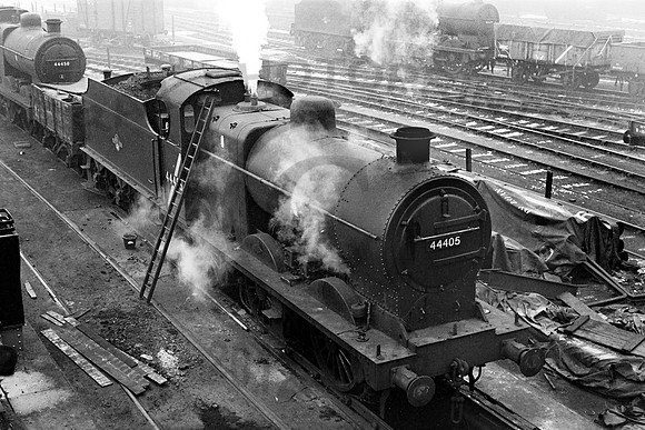 44405 Crewe Works 0964 CW020