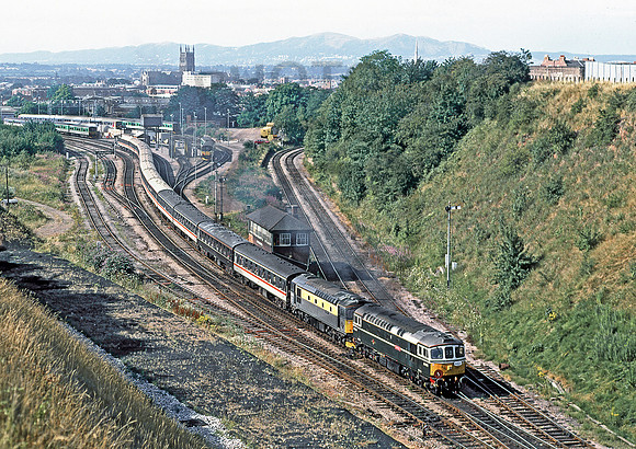 33008-33026-Y-Worcester-300795-JC612
