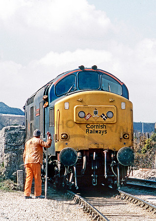 37207-Y-WhealHenry-0486-RPC185