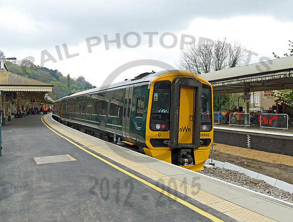 158956 Bath Spa 210417 JC956