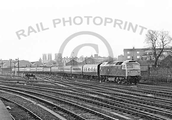 47551-York-250378-JC