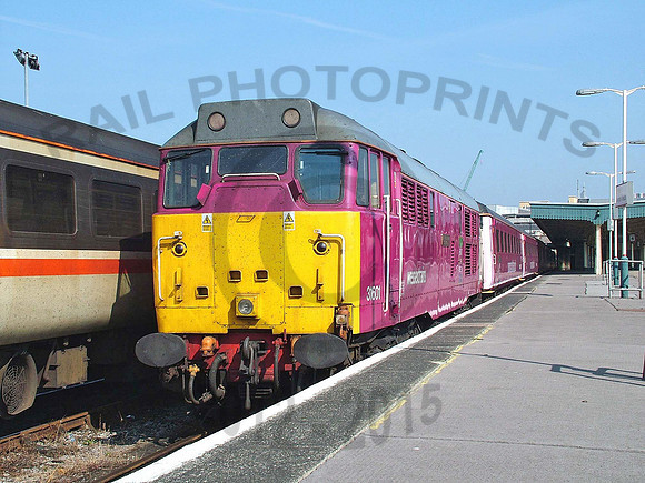 31601-Y-BristolTM-010804-JC2