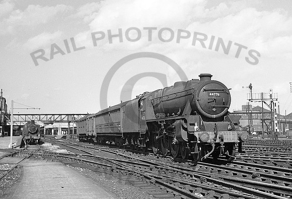 44776-Y-Derby-0463-RPC227