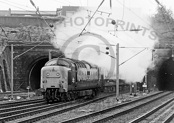 55016-GasworksTunnel-120977-JC331