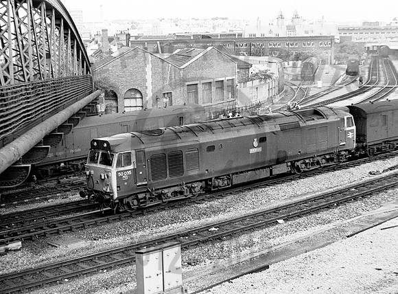 50035-BristolTM-250678-JC2