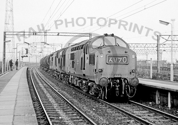 6877 Bescot  200271  JM714