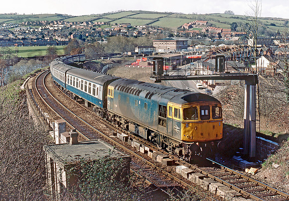 33018-Y-Exeter-160385-BR222