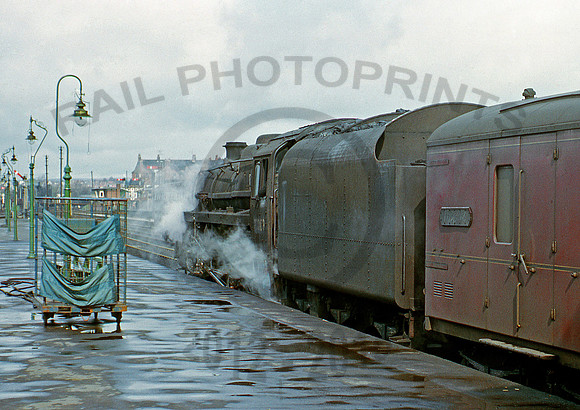 73089-Y-Weymouth-0366-BR812