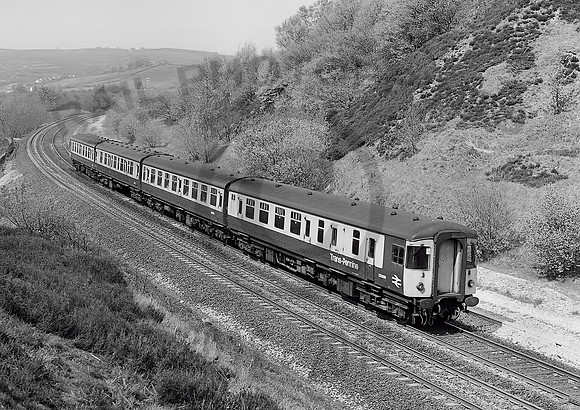 E52090-Y-Buxworth-080584-HB607