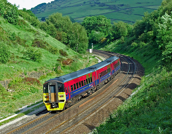 158798-Y-Buxworth-100604-JC024