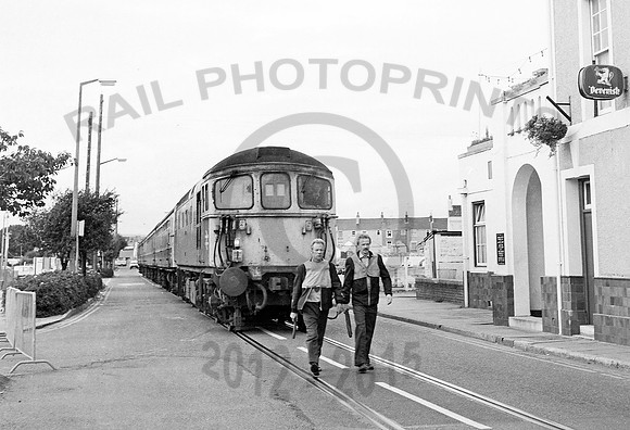 33113-Y-Weymouth-090987-RPC370