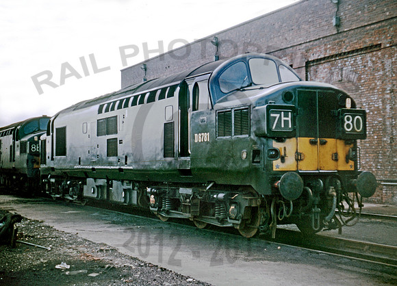 D6781 Hull Dairycoates  0965  RW251