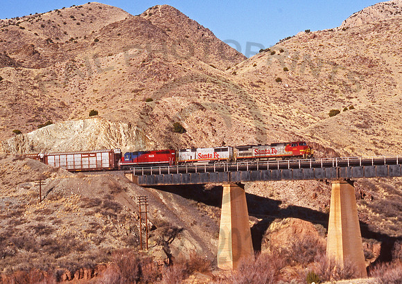 SF 660 Abo Canyon Bridge 1 210398 JC519