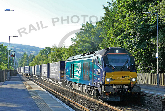 68022 Pitlochry 230616 JD022