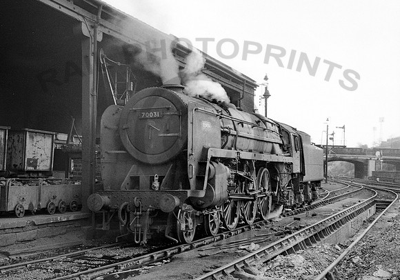 70031-Y-Manningham-1967-RPC425