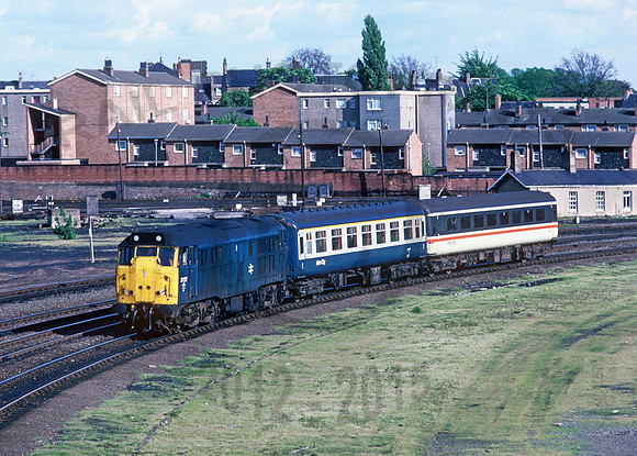 31127 York Holgate 280586 BR098