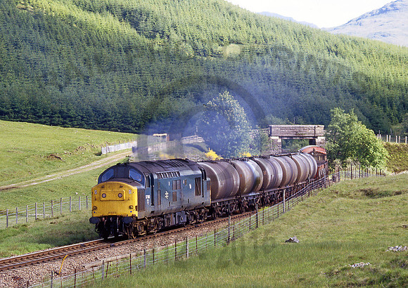 37190-Tyndrum-Upper-140684-JC195