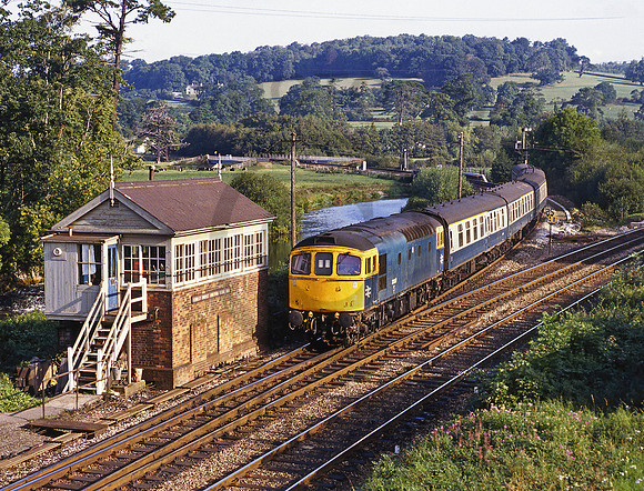 33007-CowleyBridge-150984-JC785