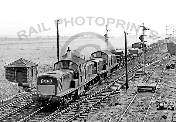 D8532 Strawfrank Junction 210963  CR350