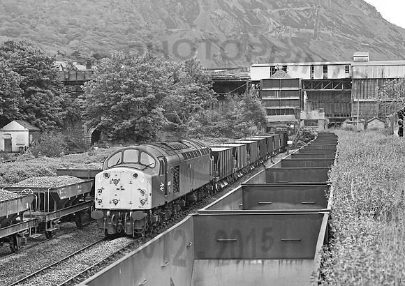 40001 Penmaenmawr Quarry Siding 030683   JC535