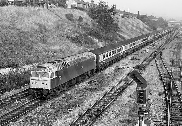 47566-Y-Ipswich-220884-HB435