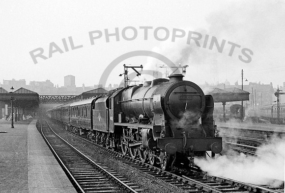 46102 Glasgow Buchanan Street 161060 CR660