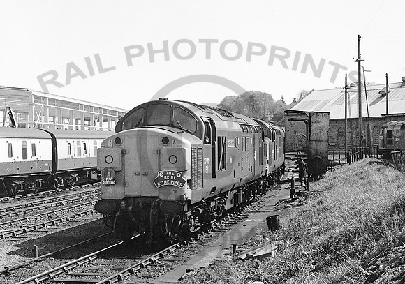 37012-Y-Inverness-080582-JC023