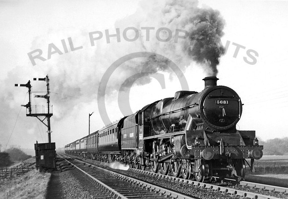 M5681 Sutton Weaver 1949 RW923