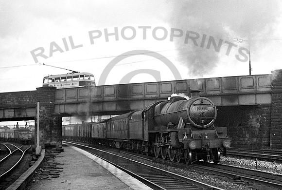 45585-Y-Derby-0463-RPC220