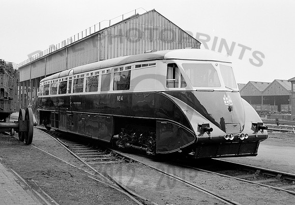 W4W Swindon 180360 HB499