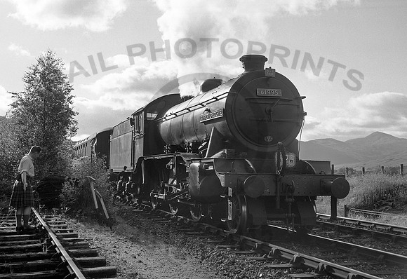 61995 Crianlarich 180660 DA758
