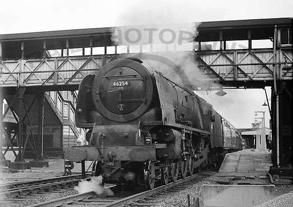 46254-Y-WillesdenJunction-0862-RPC908